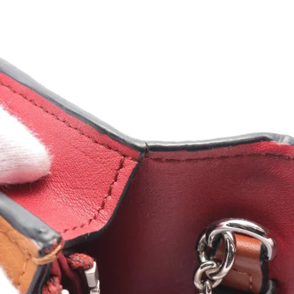 Loewe Pre-owned Leather shoulder-bags Brown Dames