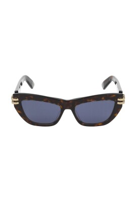 stylish-woman-sunglasses-in-black