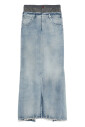 jupe-bleue-avec-large-ceinture