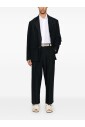 witte-button-up-overhemd-klassieke-stijl