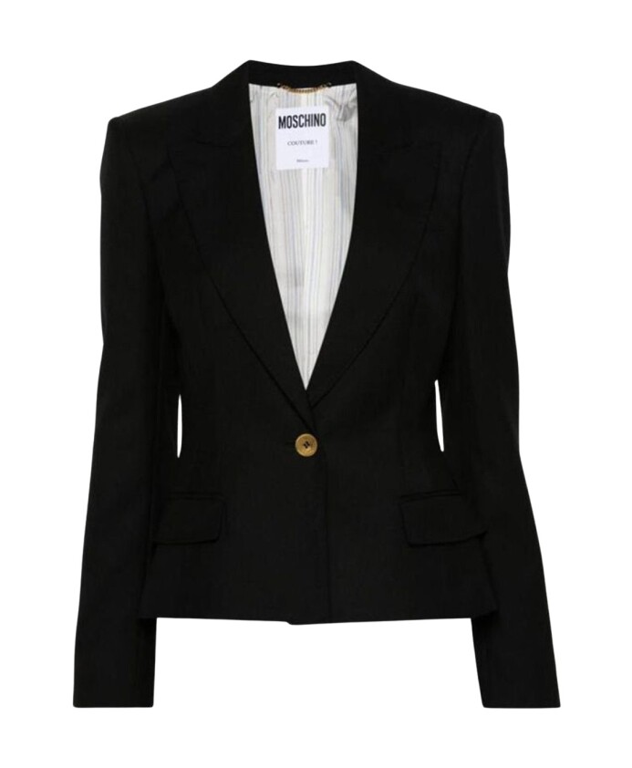 stylish-blazers-for-a-chic-look