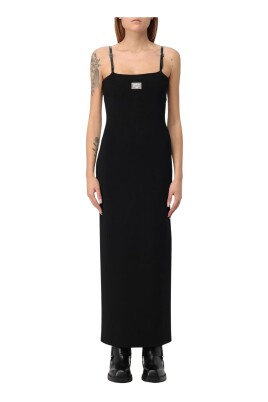 robe-longue-noire-sans-manches