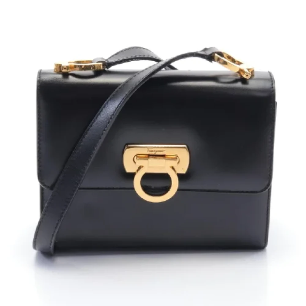 Salvatore Ferragamo Pre-owned Leather shoulder-bags Black Dames