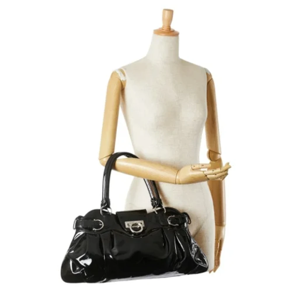 Salvatore Ferragamo Pre-owned Leather handbags Black Dames