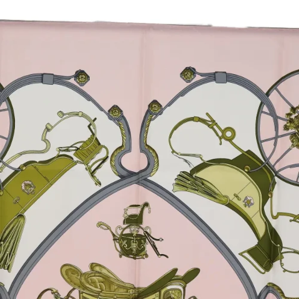 Hermès Vintage Pre-owned Silk scarves Pink Dames