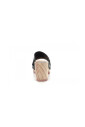 donner-un-coup-de-pied-a-woodstok