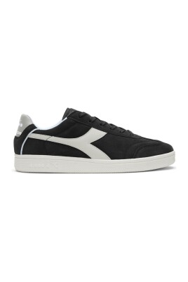 black-casual-low-top-sneaker