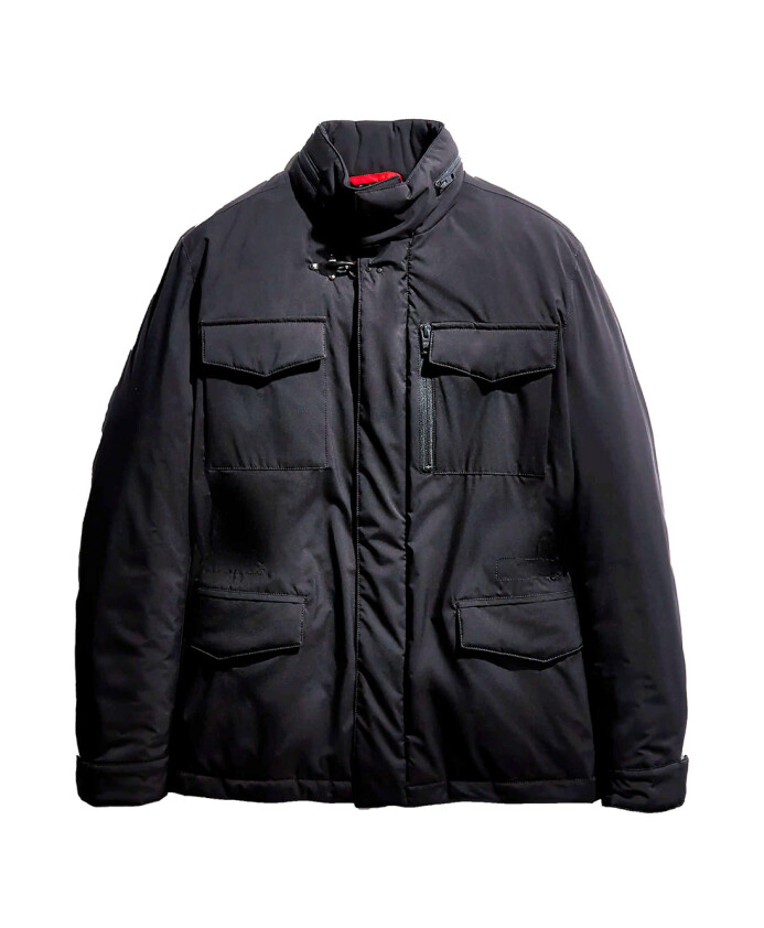 veste-terrain-a-capuche