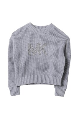 pull-gris-avec-detail-en-cristal