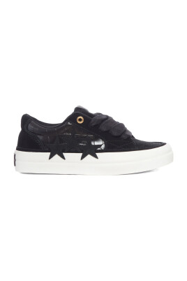 baskets-noires-en-daim-avec-etoiles