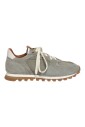 runner-en-daim-gris-avec-nappa-blanche