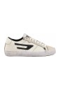 sneakers-en-cuir-avec-semelle-en-caoutchouc
