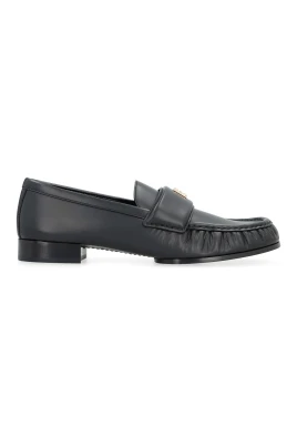 Plaque Loafers