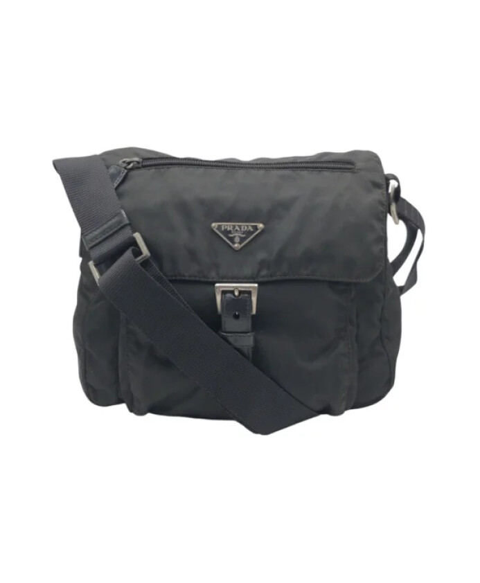 pre-owned-nylon-sacs-prada
