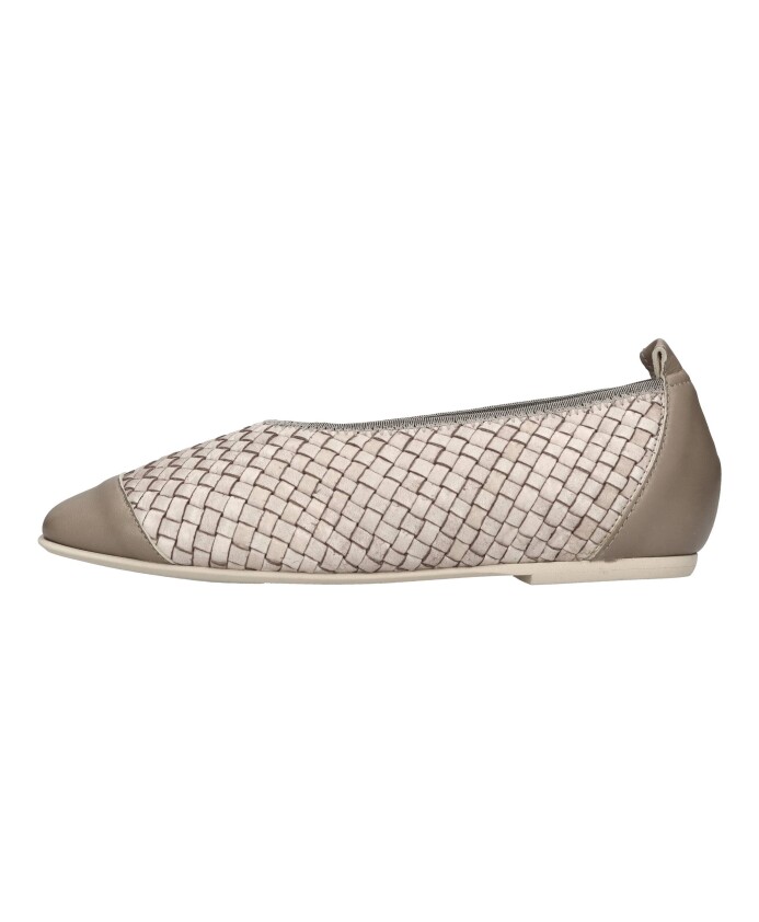 chaussures-plates-beige