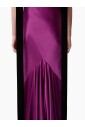 robe-longue-en-satin-fuchsia-avec-noeuds