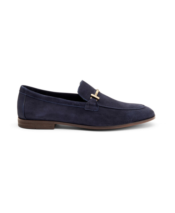 mocassin-bleu-en-daim-avec-pince-metallique