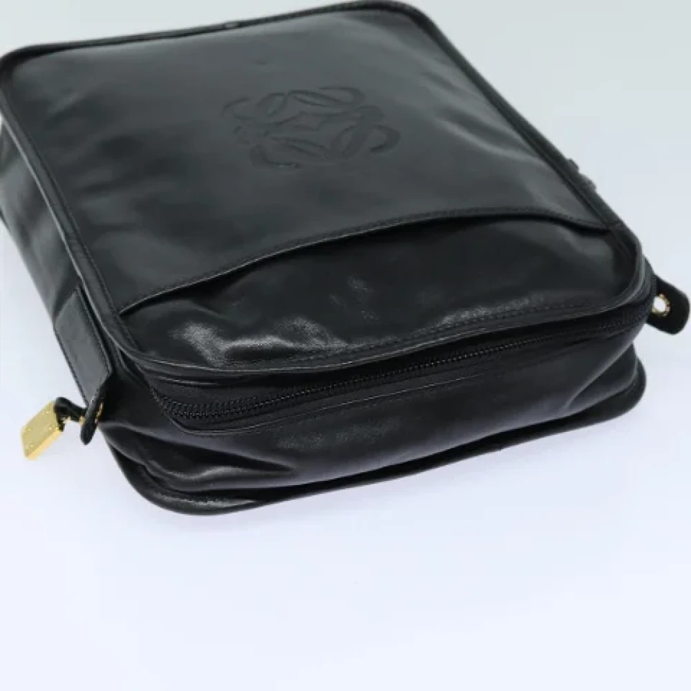 Loewe Pre-owned Leather crossbody-bags Black Dames