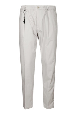 pantalon-chino-en-coton-a-pinces-avant