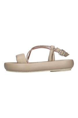 sandaler-beige