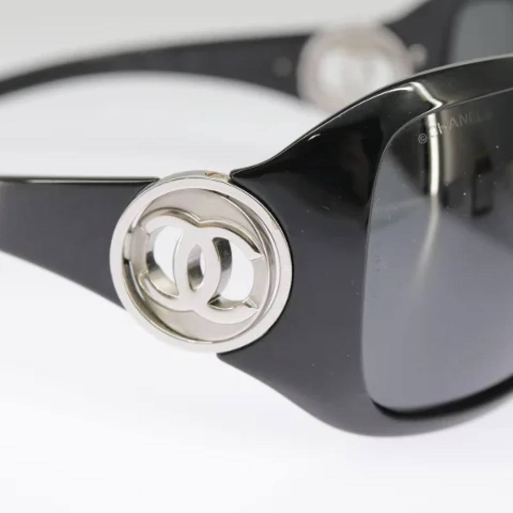 Chanel Vintage Pre-owned Plastic sunglasses Black Dames
