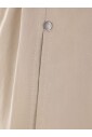 beige-elastiske-bukser-med-box-pleat-detalje