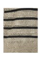 tricot-a-manches-courtes-et-col-en-v