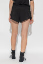 shorts-avec-perforation