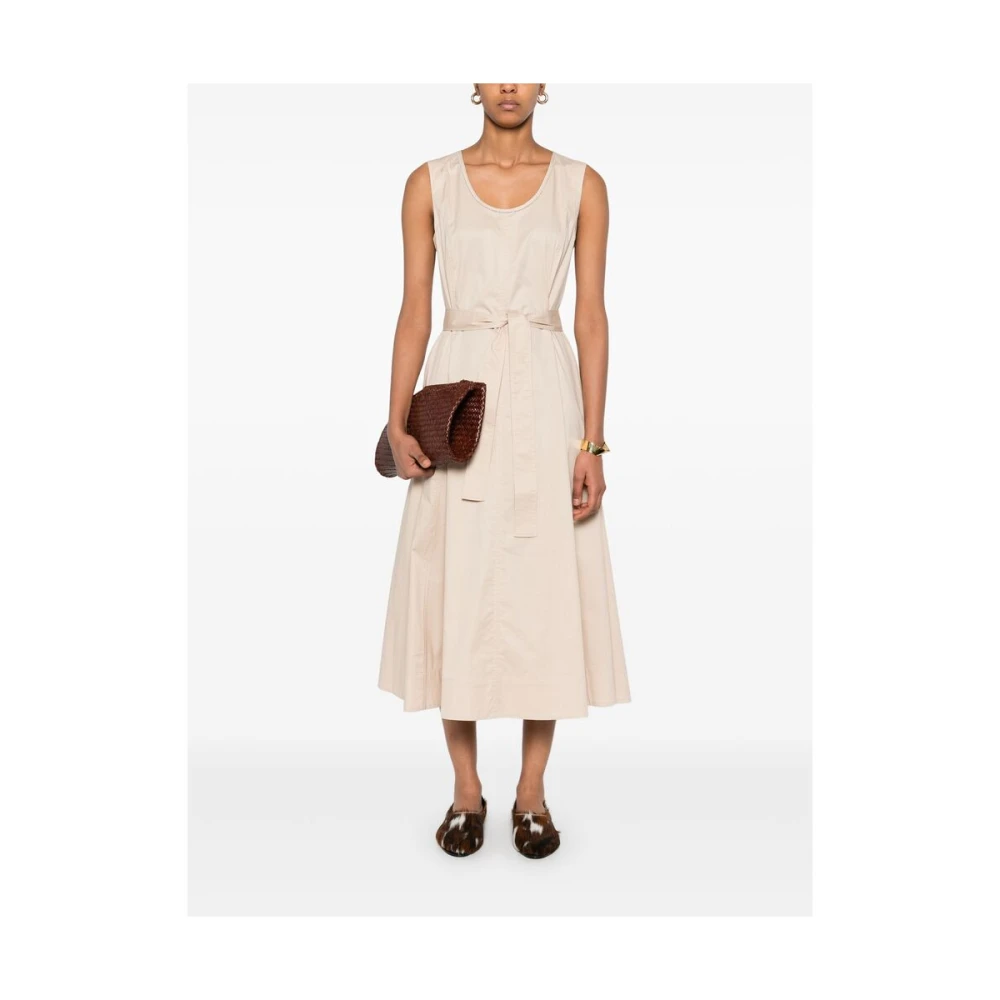 PESERICO Beige Mouwloze Jurk met Riem Beige Dames