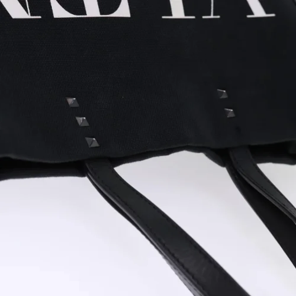 Valentino Vintage Pre-owned Canvas shoulder-bags Black Dames