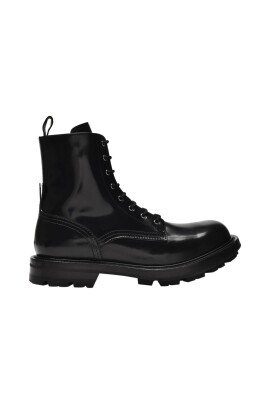 laced-boots-in-black-patent-leather