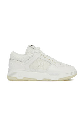 baskets-blanches-en-cuir-et-mesh