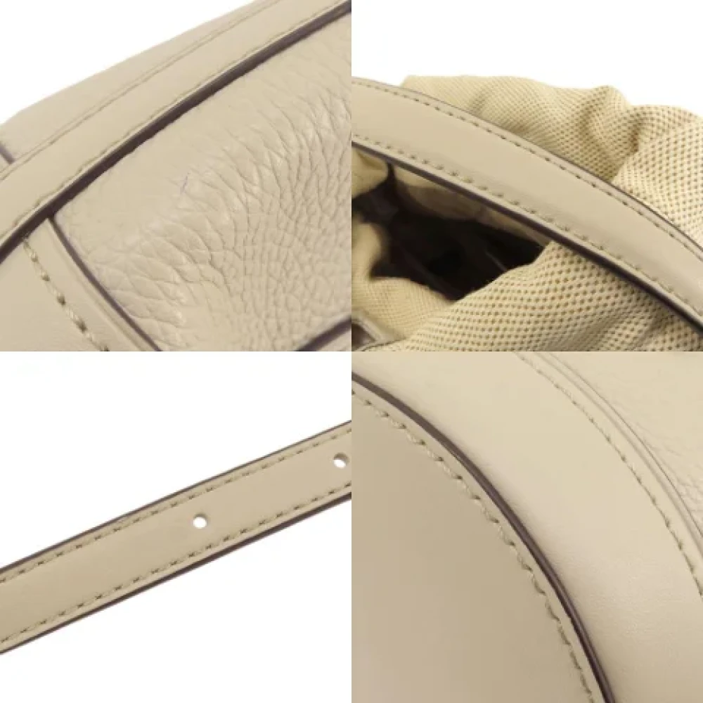 Michael Kors Pre-owned Leather handbags Beige Dames
