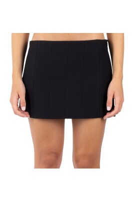 robe-midi-noire-avec-details