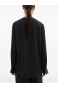 chemise-longue-avec-contraste-noir