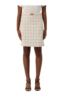 tweed-mini-skirt-with-gold-buckle