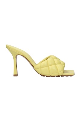 stylish-sandals-for-men-and-women