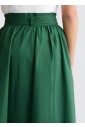 jupe-midi-dans-un-style-tendance