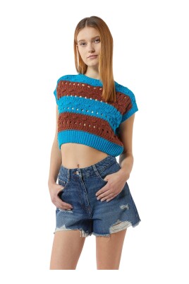 haut-court-en-tricot-ajoure-bicolore