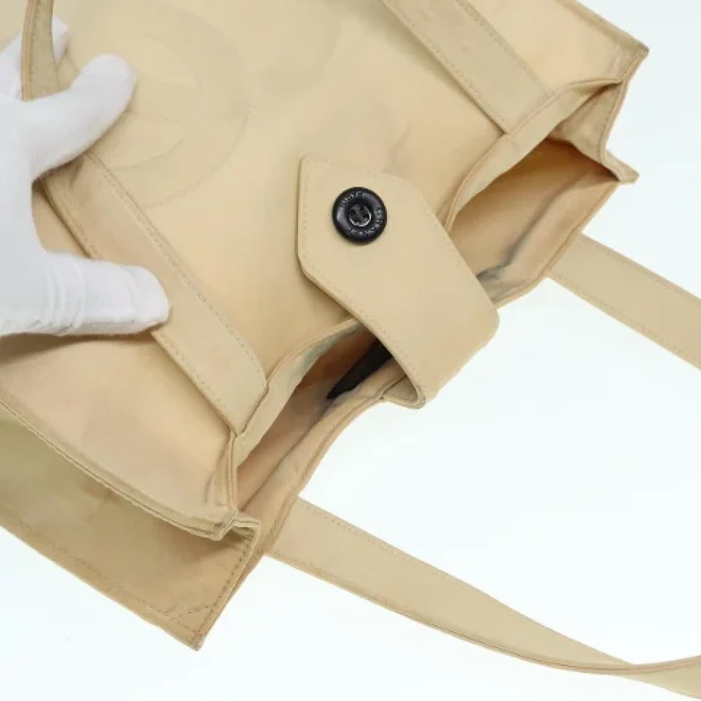 Chanel Vintage Pre-owned Nylon chanel-bags Beige Dames