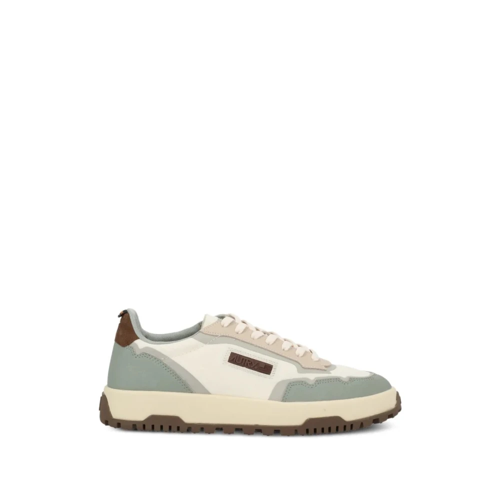 Autry Men's Beige Wildpace Low Sneaker