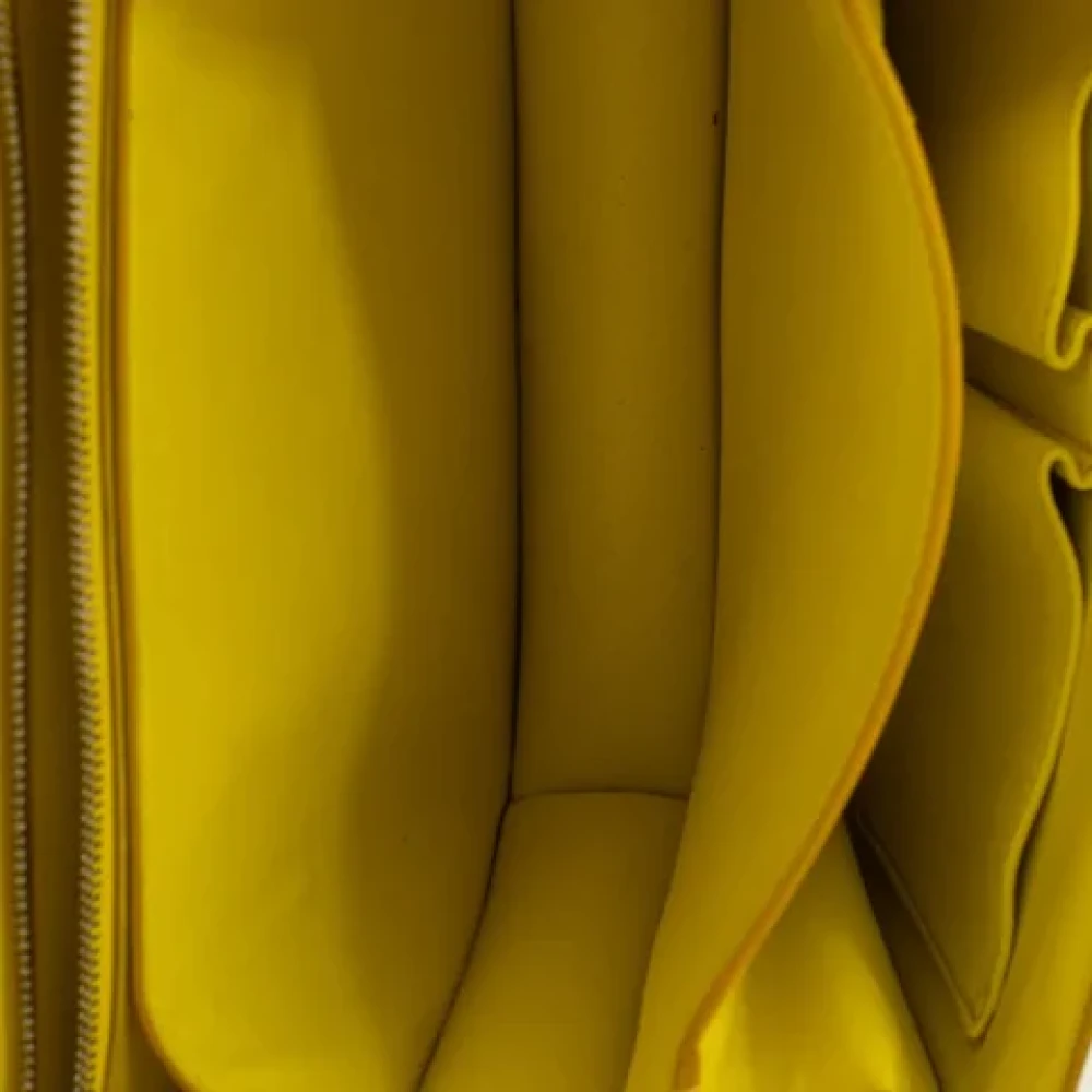 Celine Vintage Pre-owned Leather celine-bags Yellow Dames