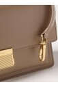 sac-pochette-chic-a-poignee