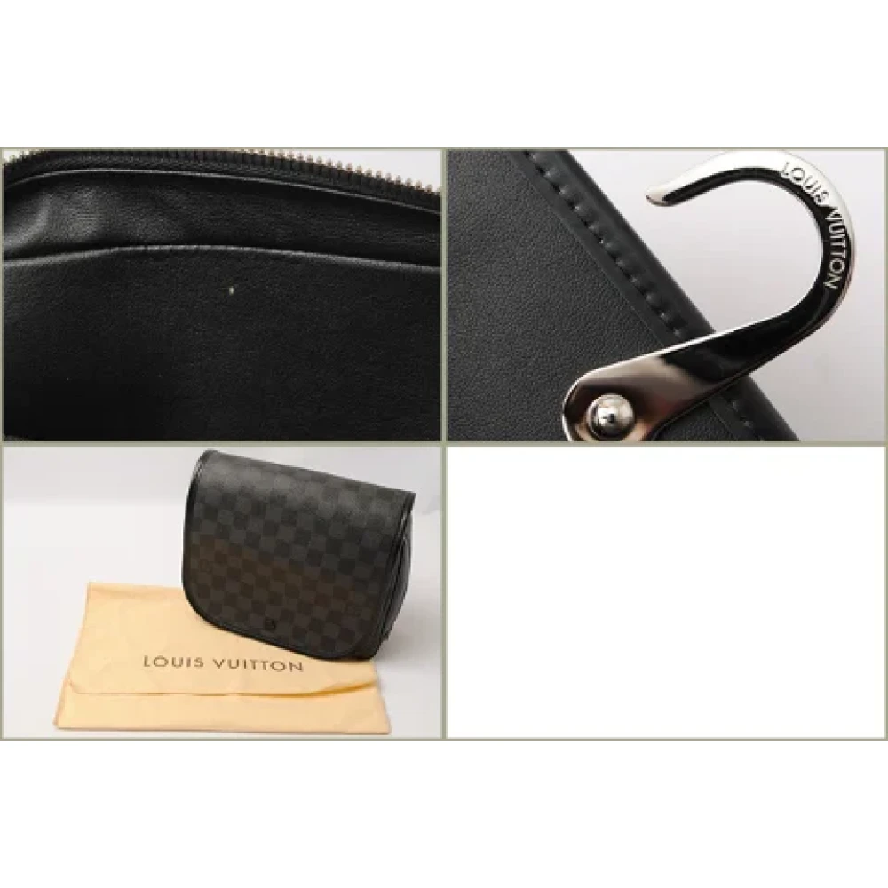 Louis Vuitton Vintage Pre-owned Canvas clutches Gray Heren