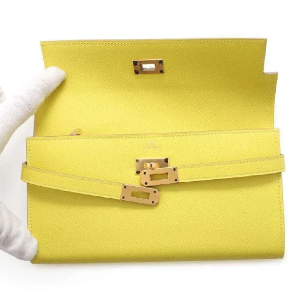Hermès Vintage Pre-owned Leather wallets Yellow Dames