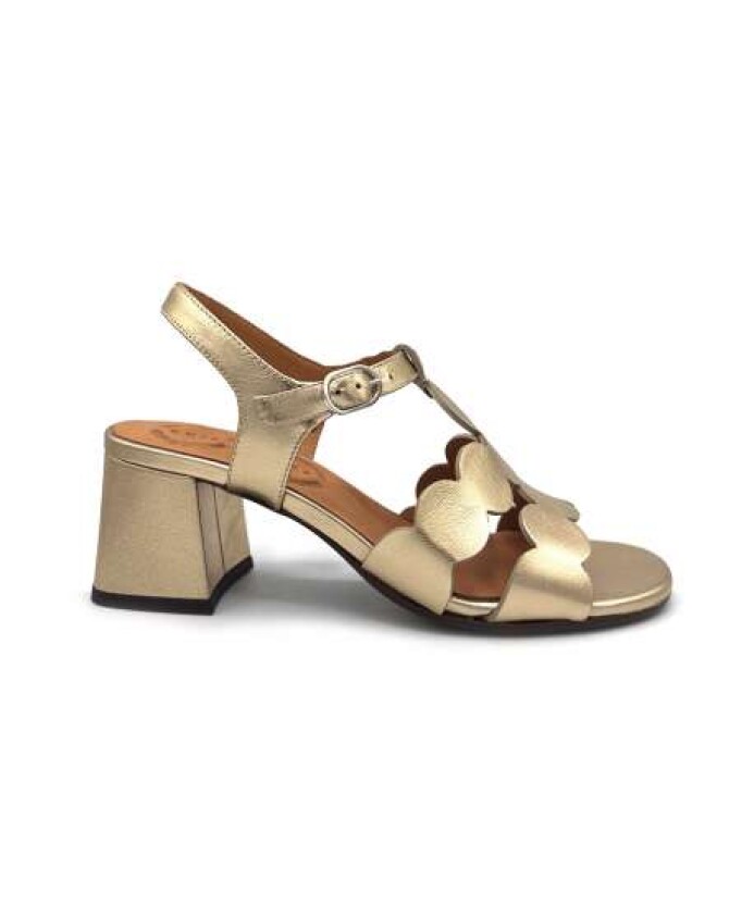 gouden-leren-sandalen-gespsluiting