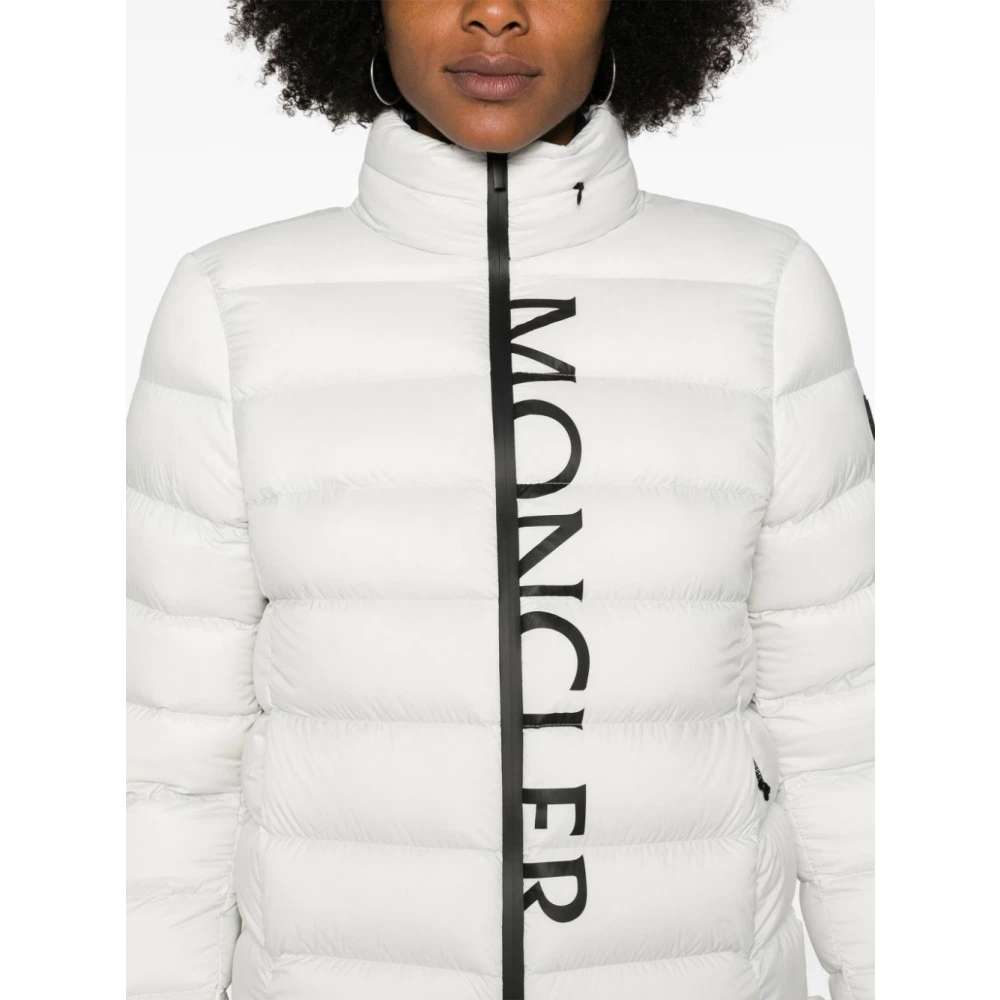 Moncler Logo Zipper Puffer Jacket Natural White Dames