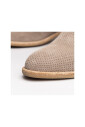 bottines-a-talons-en-daim-perfore