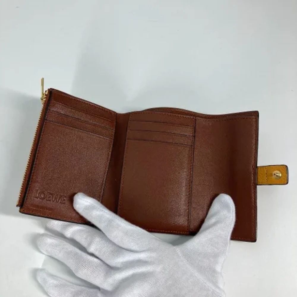Loewe Pre-owned Leather wallets Yellow Dames