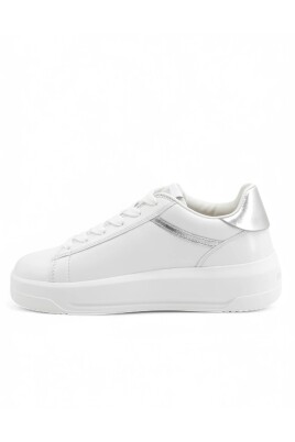 baskets-blanches-basses